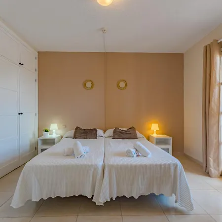 Orlando En 公寓 阿德耶