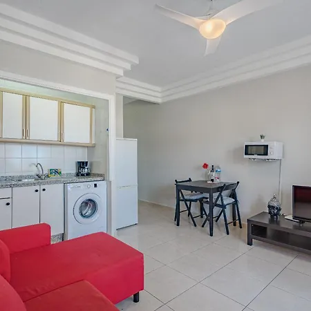 Orlando En أذيخي